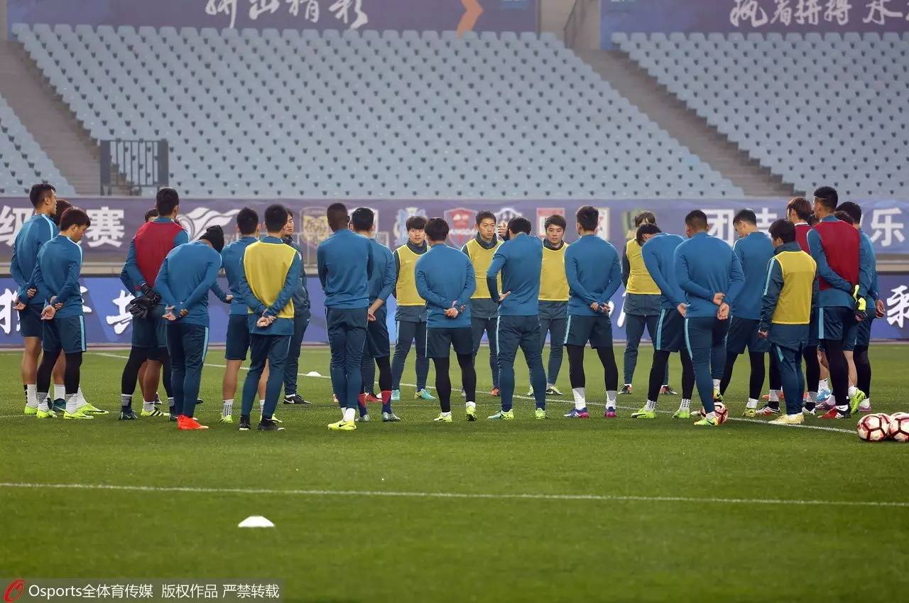 包含重庆力帆球队紧张备战国际比赛,全力以赴的词条 包含重庆力帆球队紧张备战国际比赛,全力以赴的词条