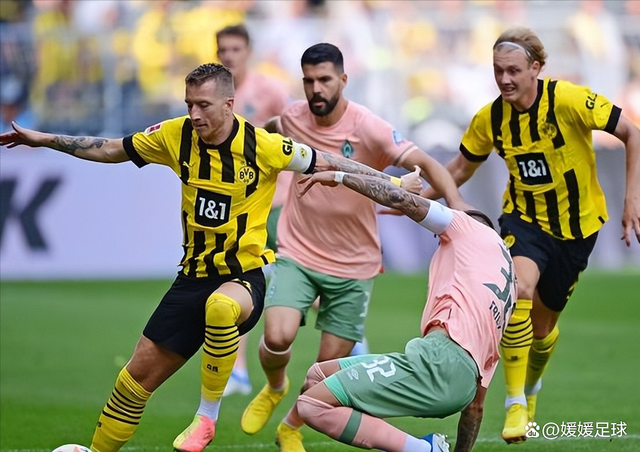 斯图加特抢先反超,领先对手一步 斯图加特抢先反超,领先对手一步