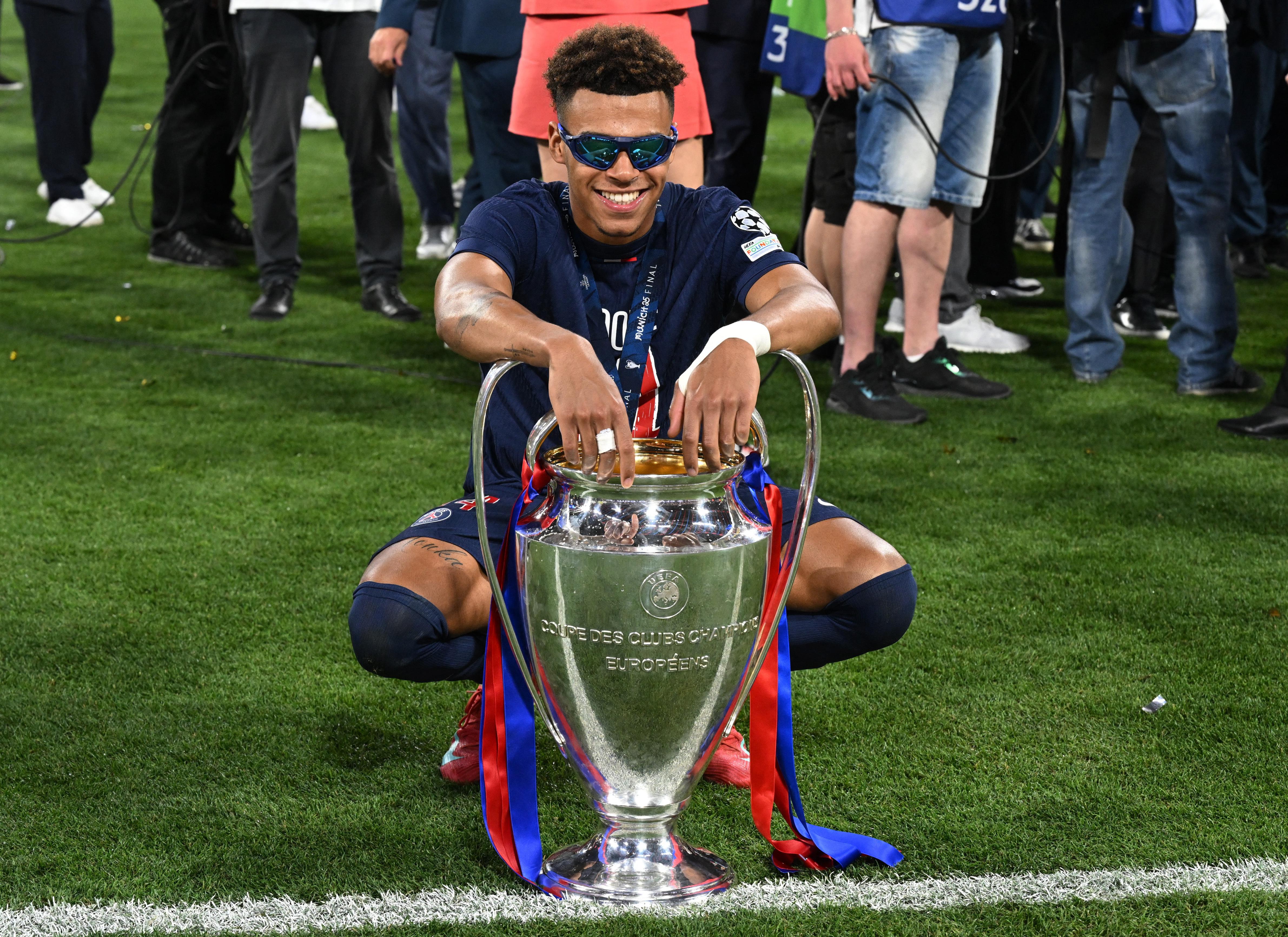 米兰体育app下载-国米主帅受伤消息,球队备战受影响的简单介绍