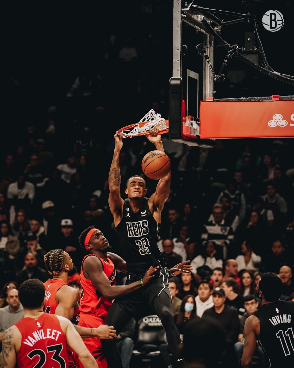 米兰体育馆-猛龙主场横扫篮网,继续保持领先势头的简单介绍