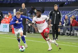 沙尔克04主场遭遇惊险败局,暂居垫底的简单介绍 沙尔克04主场遭遇惊险败局,暂居垫底的简单介绍