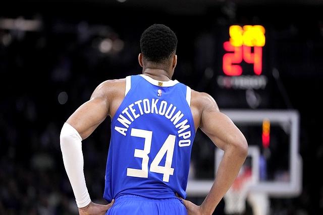 关于勇士主帅公布伤病更新,球队备战雄鹿的信息 关于勇士主帅公布伤病更新,球队备战雄鹿的信息