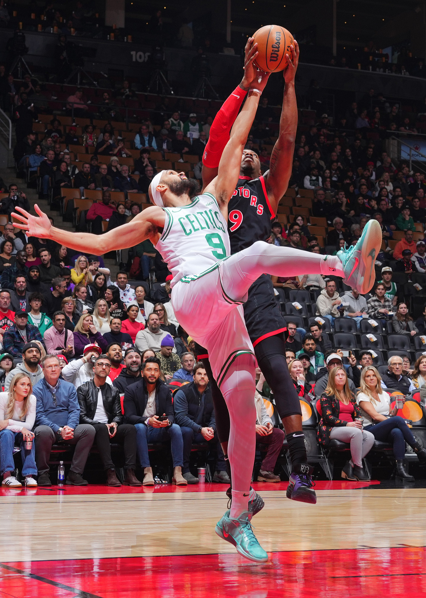 猛龙全队发挥亮眼,实力击败对手取胜