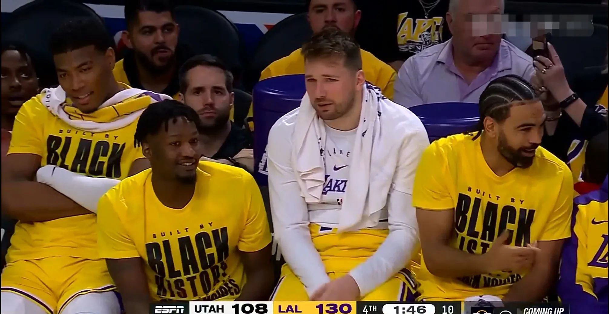 米兰体育app-爵士后卫连续场砍下+:成为球队得分王的简单介绍