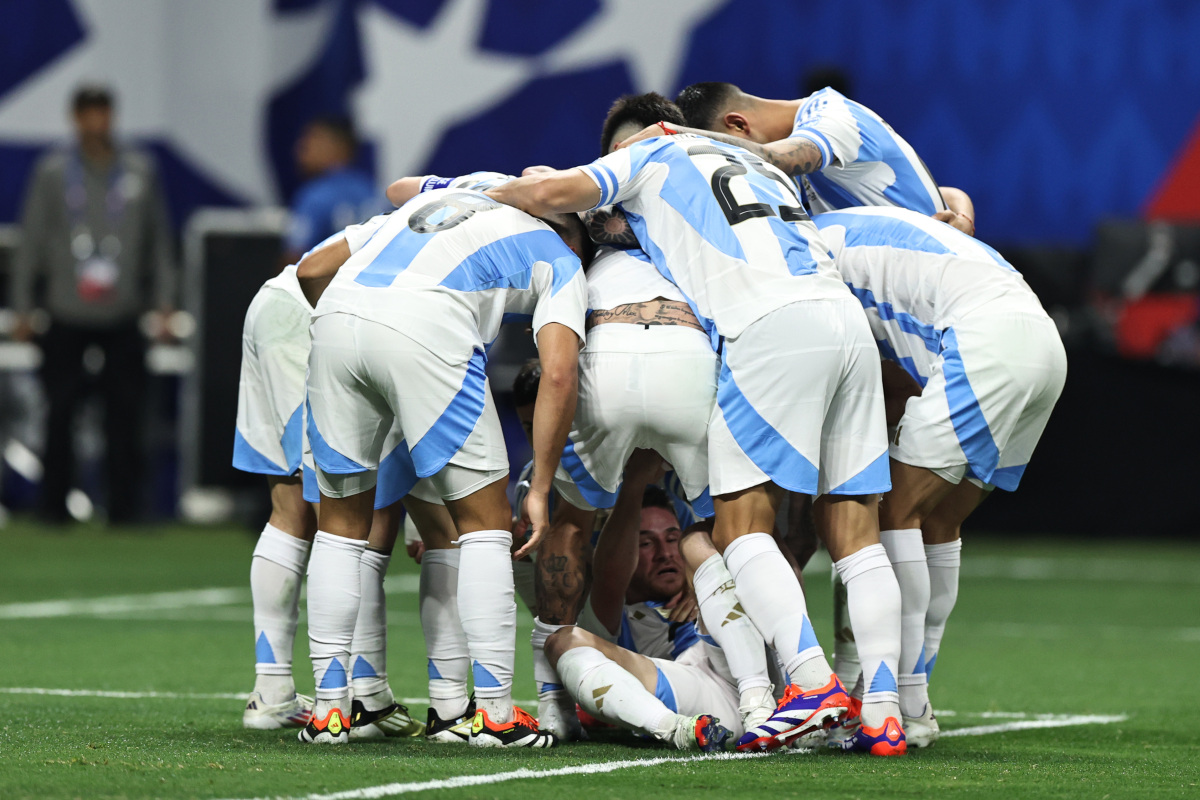 米兰体育网页版-欧洲杯赛事热火朝天,顶尖球星齐聚一堂