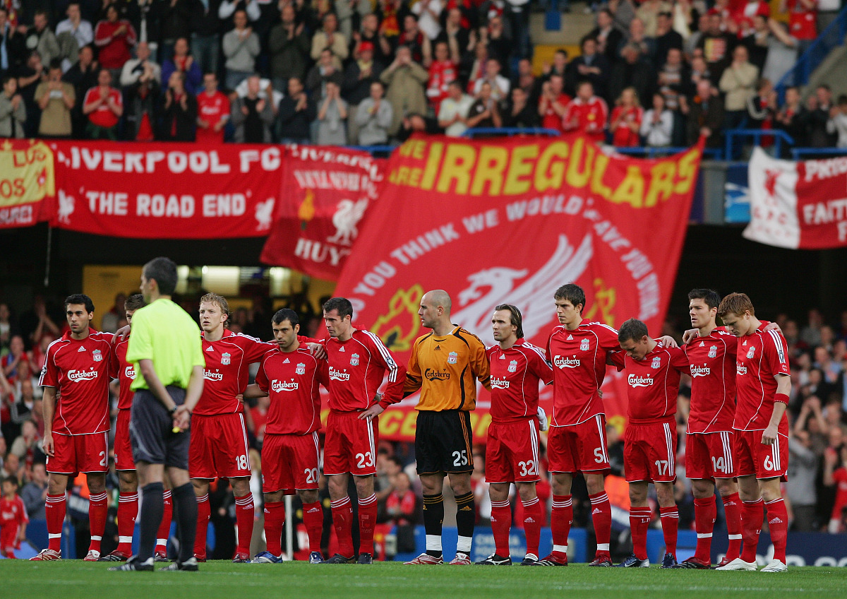 曼联主场取胜,晋级机会增大 曼联主场取胜,晋级机会增大