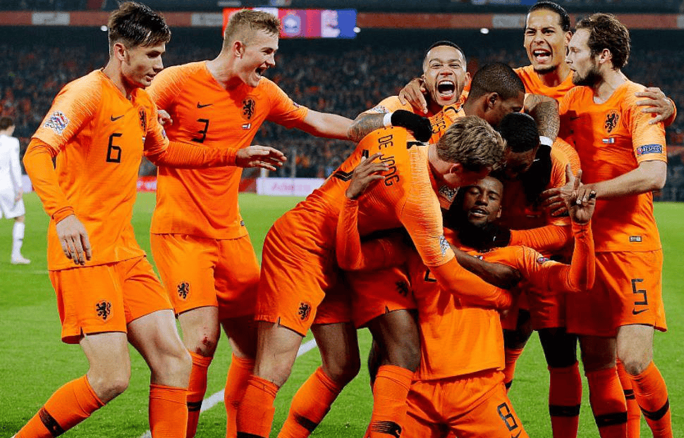 荷兰迎战波兰，双方展开激烈角逐的简单介绍