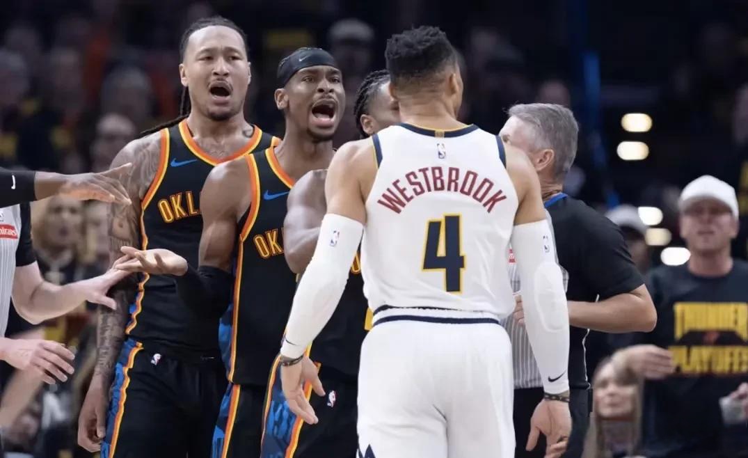 米兰体育娱乐-掘金遭雷霆逆转连败收场