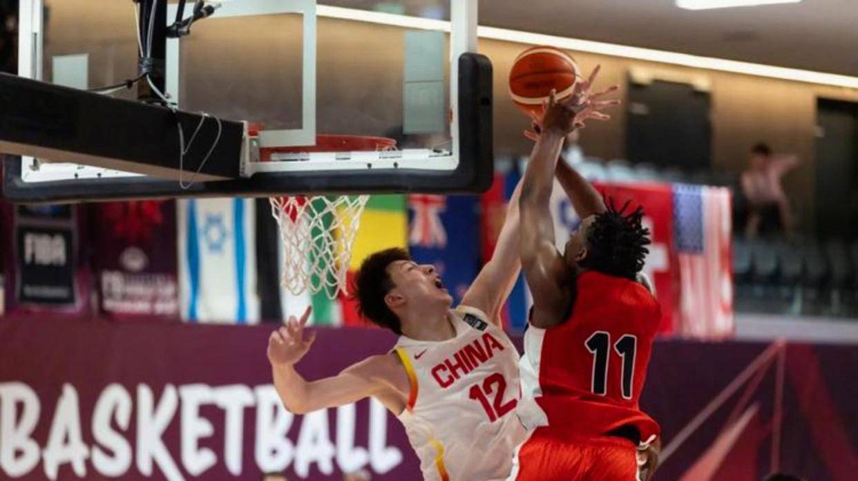 关于球员状态火爆爆发,篮下得分高效稳定的信息 关于球员状态火爆爆发,篮下得分高效稳定的信息